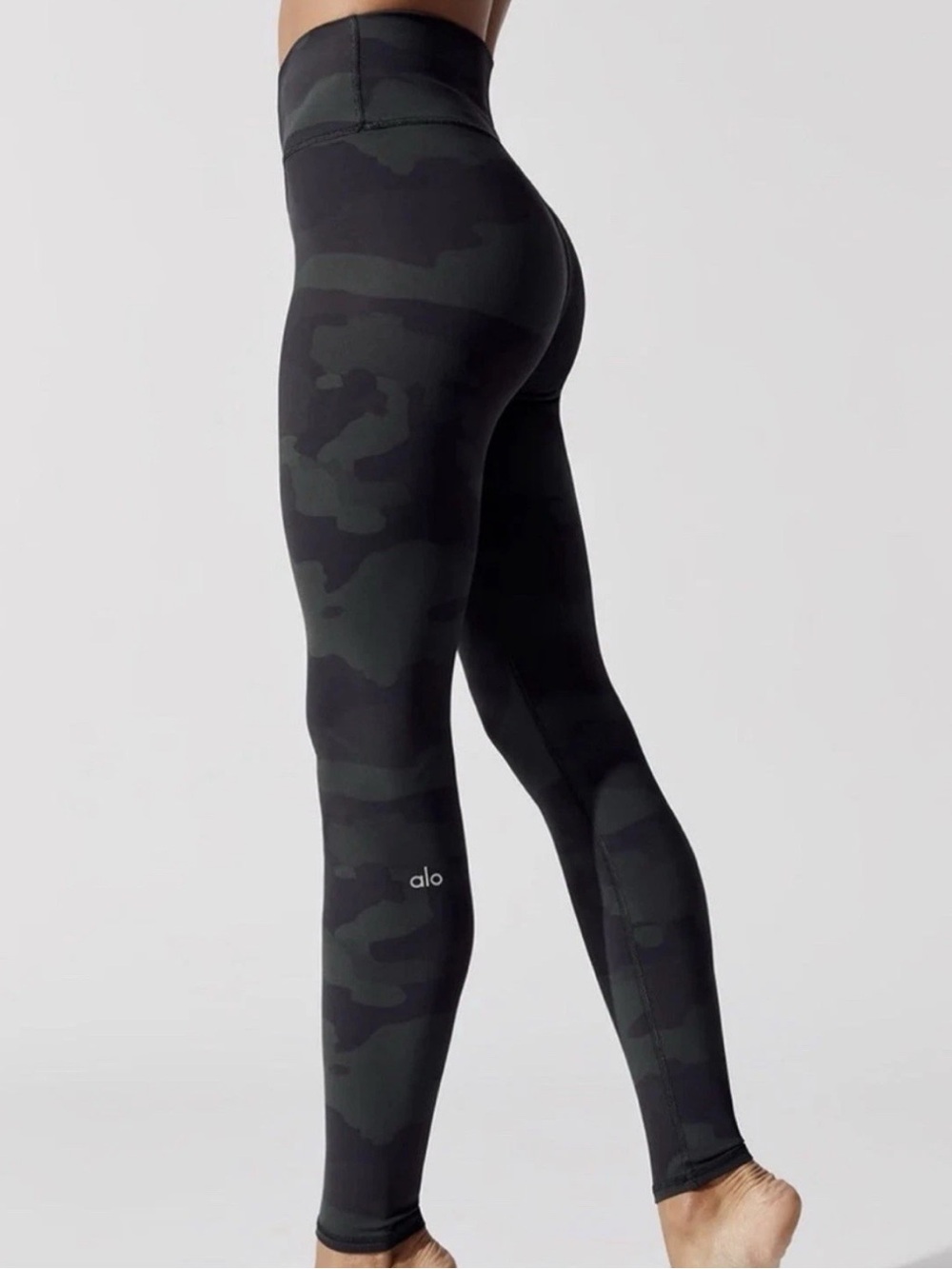 ALO Women’s High Waist Camo Legging